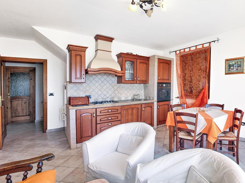 Apartment Agroturizam Radesic Бує Екстер'єр фото