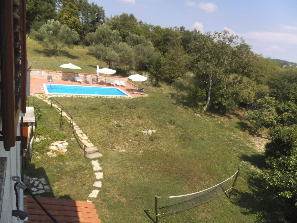 Apartment Agroturizam Radesic Бує Екстер'єр фото